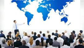 馮董事長主持召開工作碰頭會